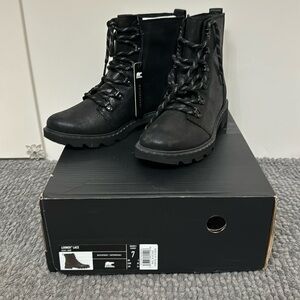 Sorel black combat boots